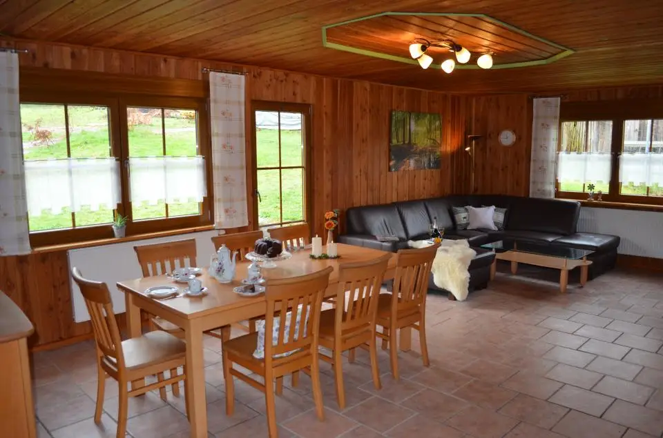 Wohnzimmer Ferienwohnung Waldhäusl