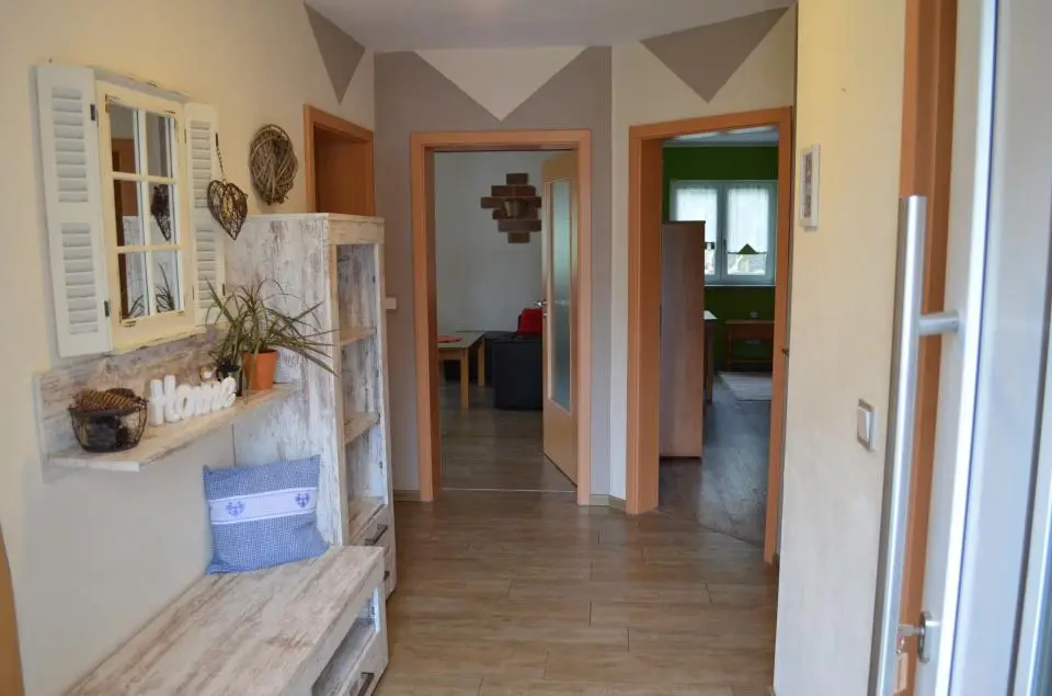 Ferienwohnung Sonnenblume - Gang