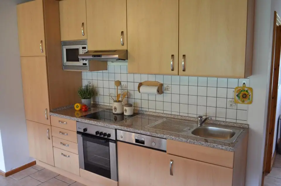 Küchenzeile Ferienwohnung Waldhäusl